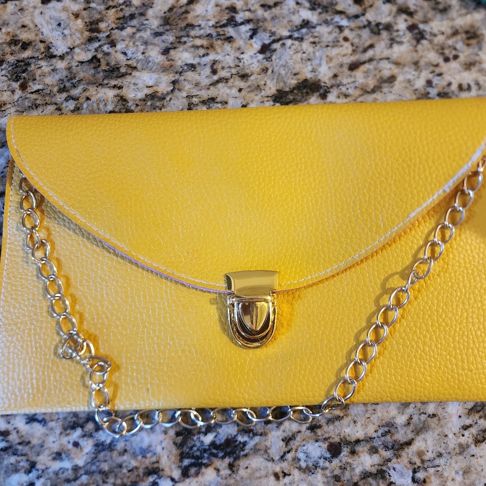 Clutch With chain strap